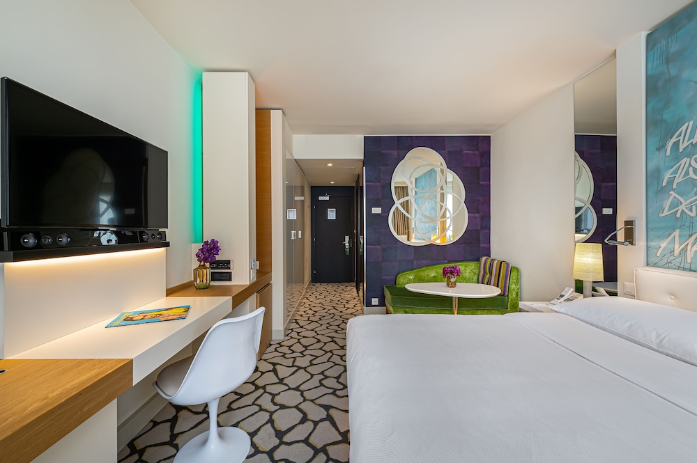 STANDARD, DOUBLE OR TWIN BED