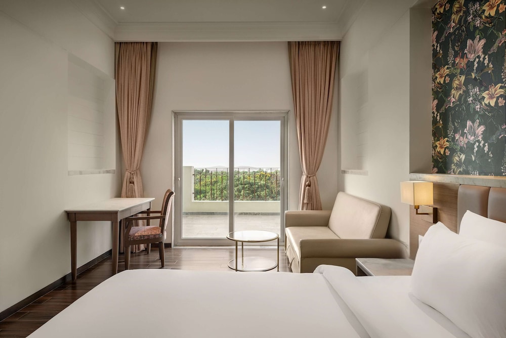 Jasraj Palace Yavatmal Hotel, a member of Radisson Individuals 6/24