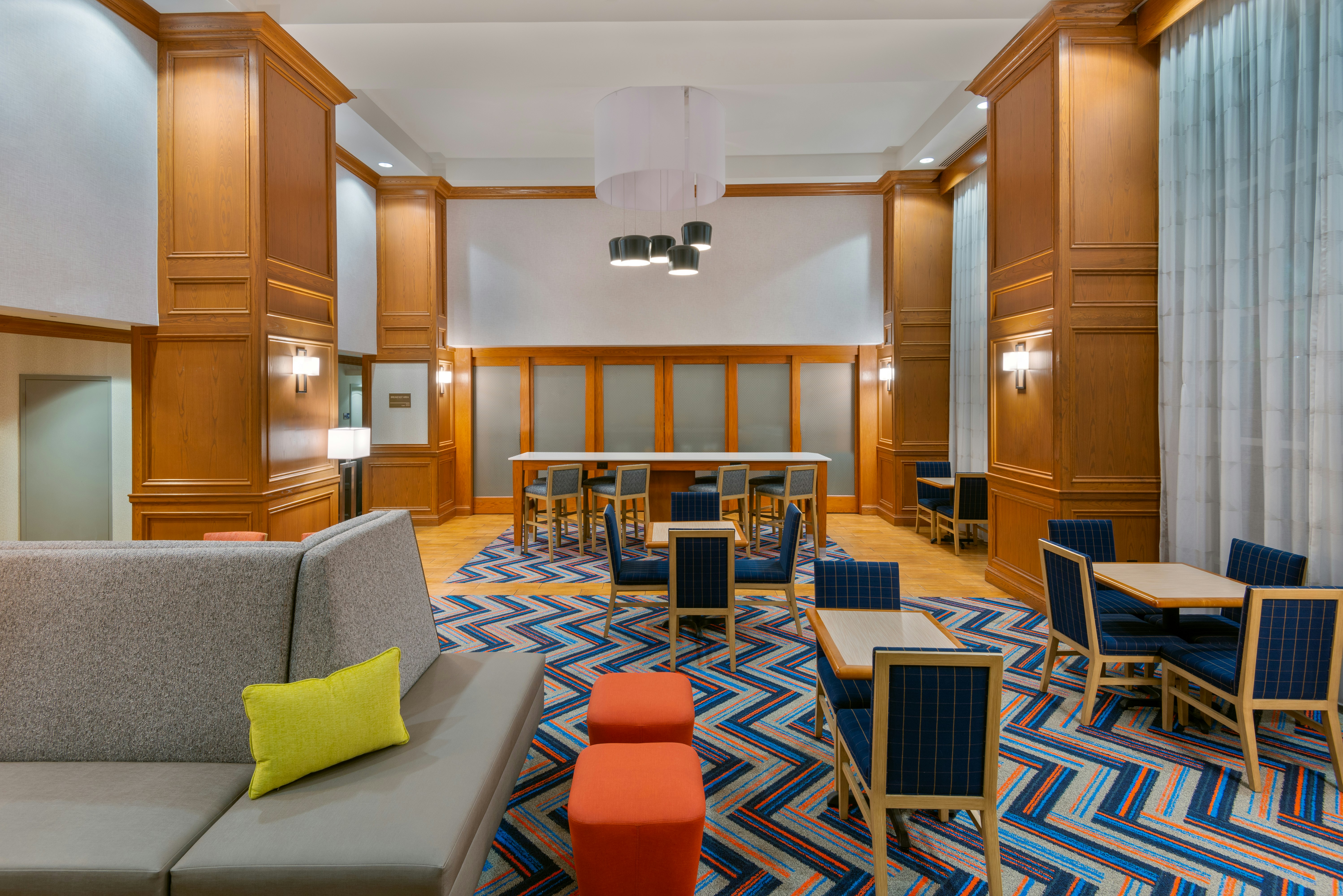 Hampton Inn Suites Murfreesboro 30/73