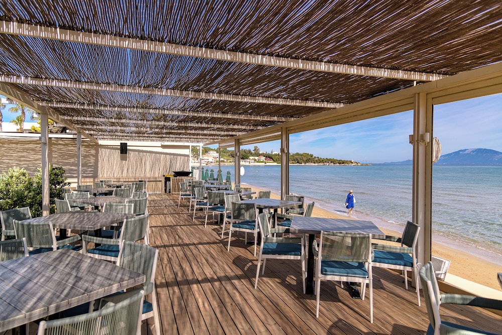 Iakinthos Tsilivi Beach 31/44