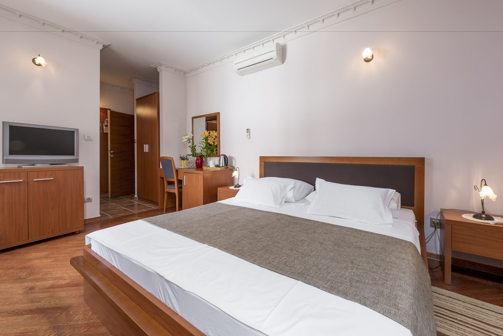 Hotel Villa Nora 12/49