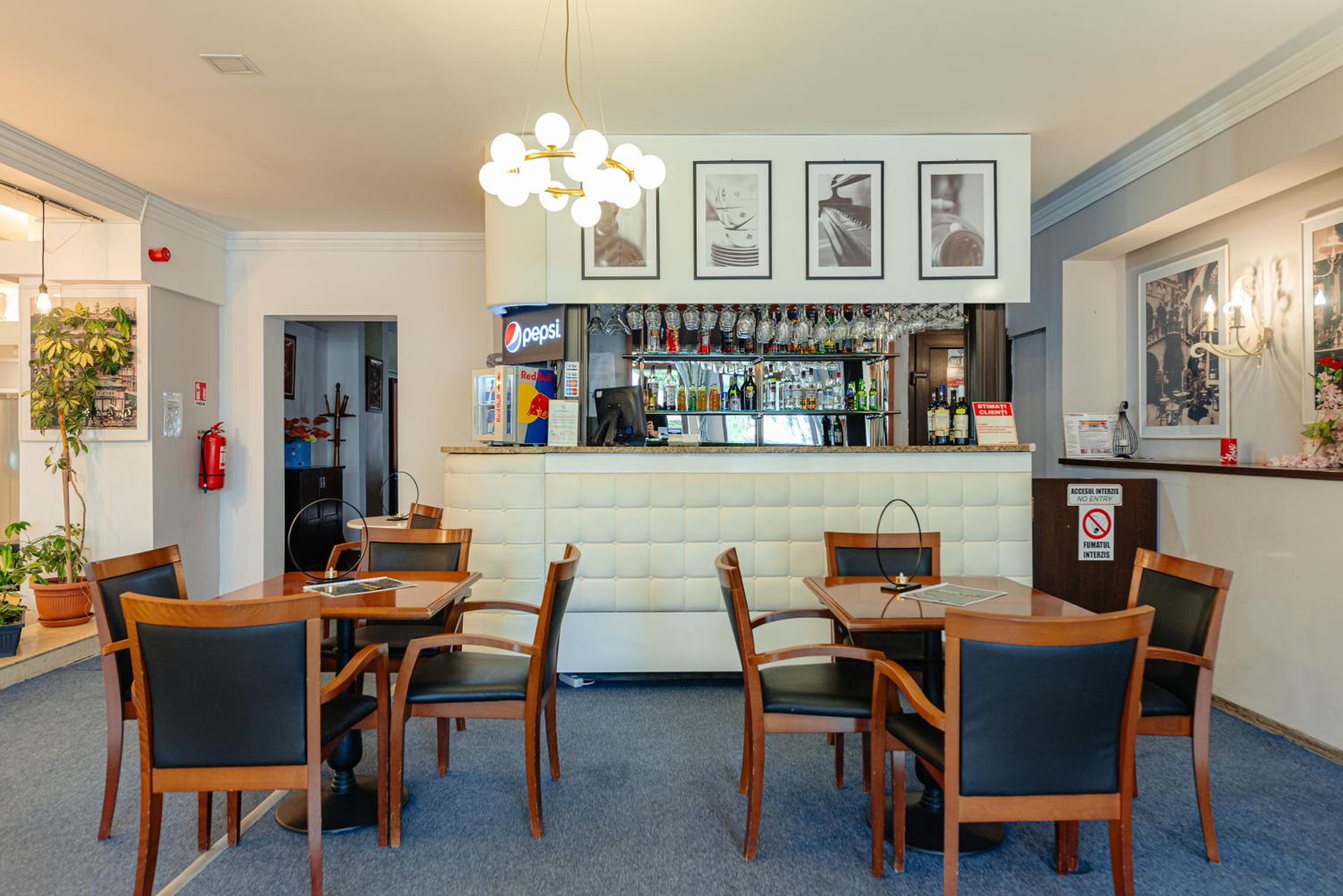 Hotel Rusca 37/50