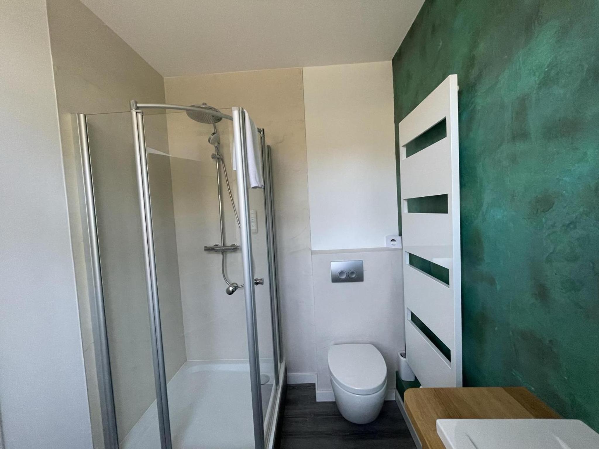 غرفة قياسية بسرير مزدوج، Bahnhof Balingen Hotel 6/8
