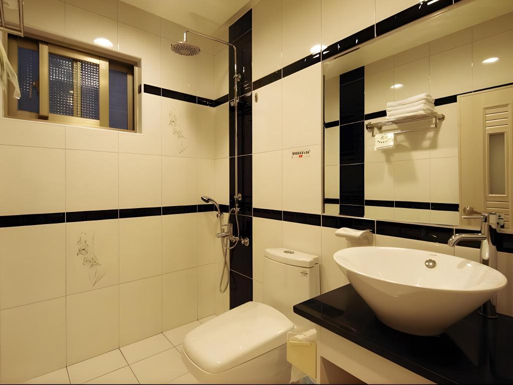 Ibiza Kenting Hotel II 21/24