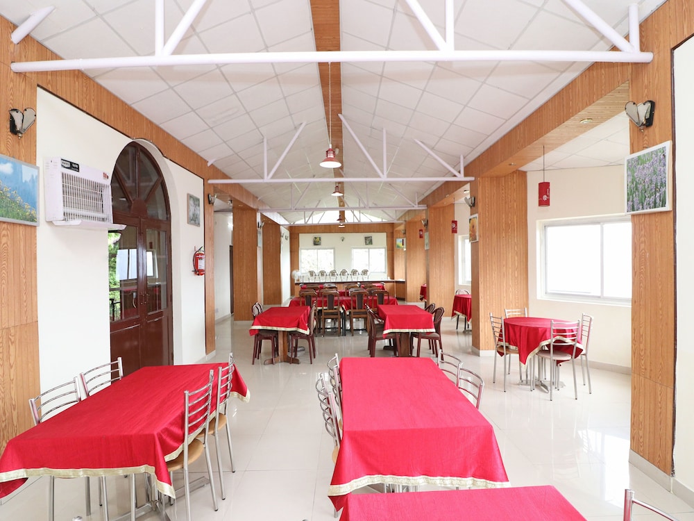 The Kings Kalindi Resort & Spa 18/27
