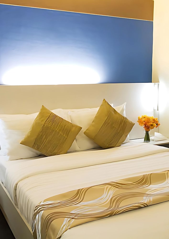 Pillows Hotel 27/63