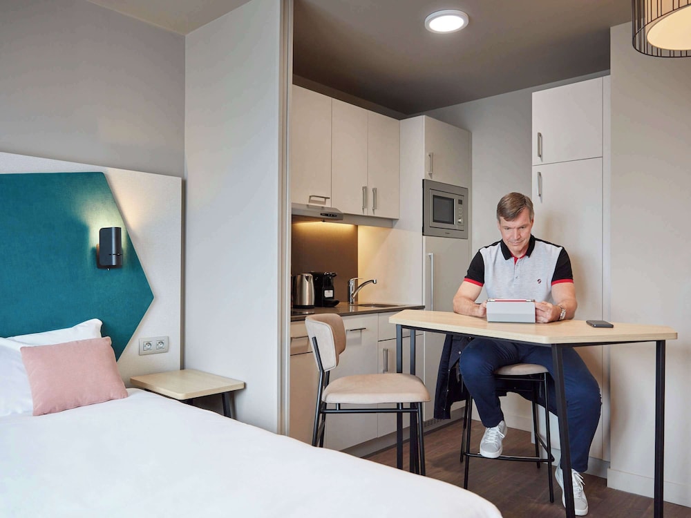 Aparthotel Adagio Paris Suresnes Longchamp 52/68