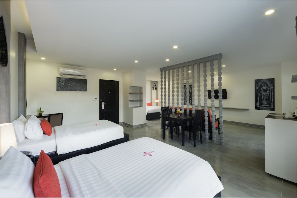 CENTRAL SUITE RESIDENCE 36/76