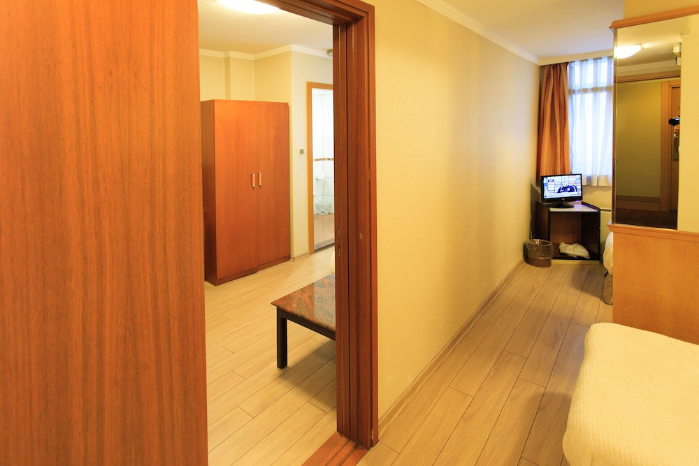 HOTEL INTER ISTANBUL 36/53