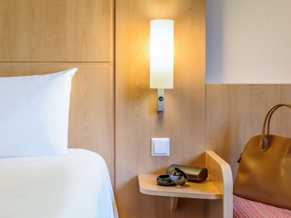 IBIS KONSTANZ 39/79