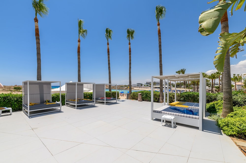 Tasia Maris Sands Beach Hotel - Adults Only 41/50