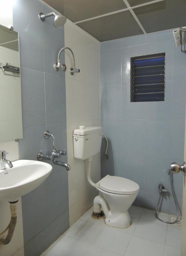 Hotel Pavitra 17/17