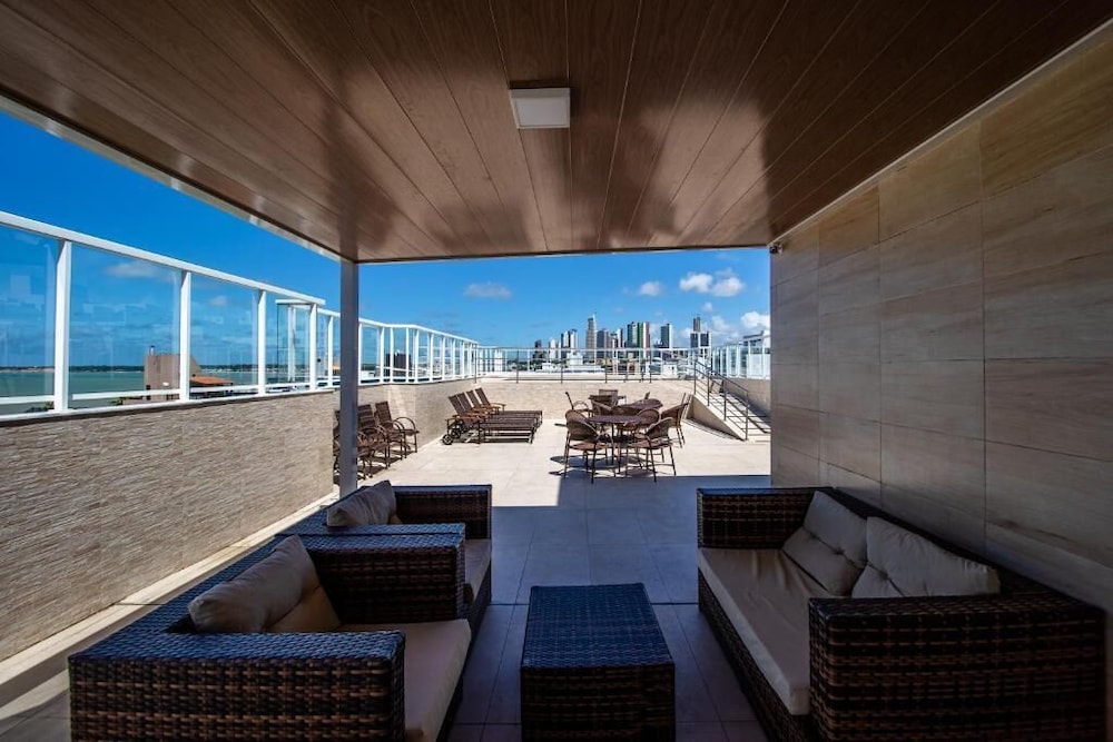 Tambau Beach Hotel 9/23