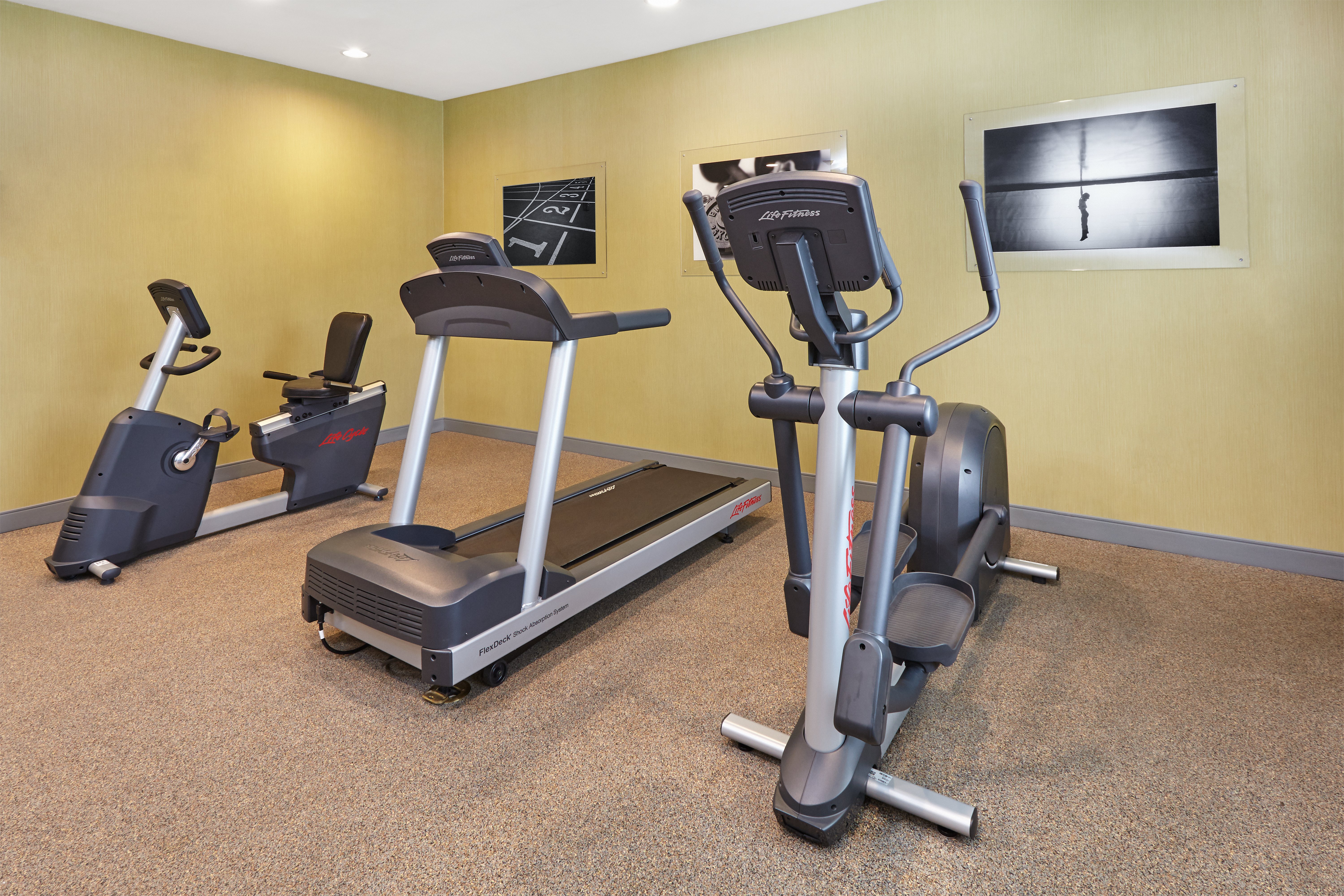 Holiday Inn Express Hotel And Suites Chicago Libertyville 40/63