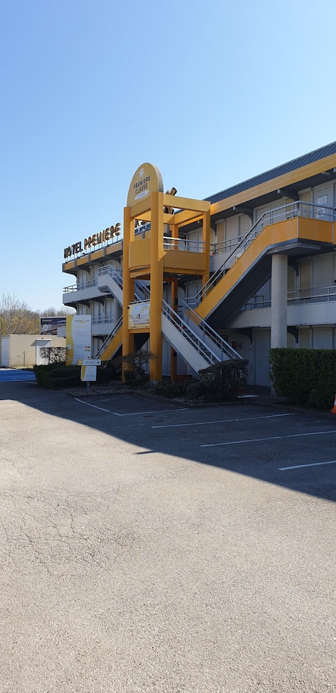Premiere Classe Besancon - Ecole Valentin 47/50
