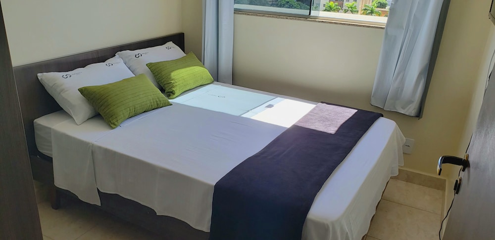 FAMILY, APARTMENT, MULTIPLE BEDS