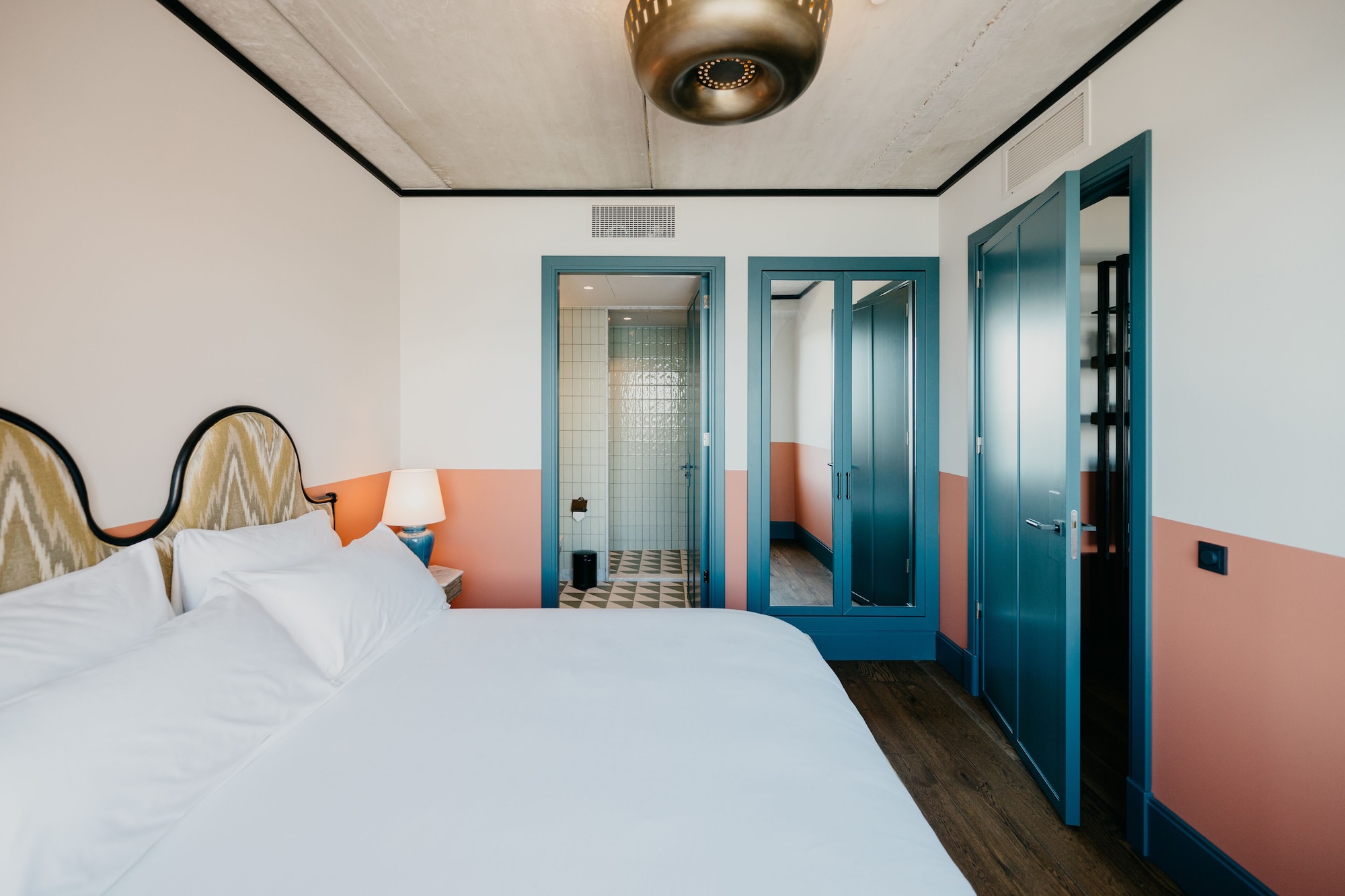 APARTMENT, KING BED