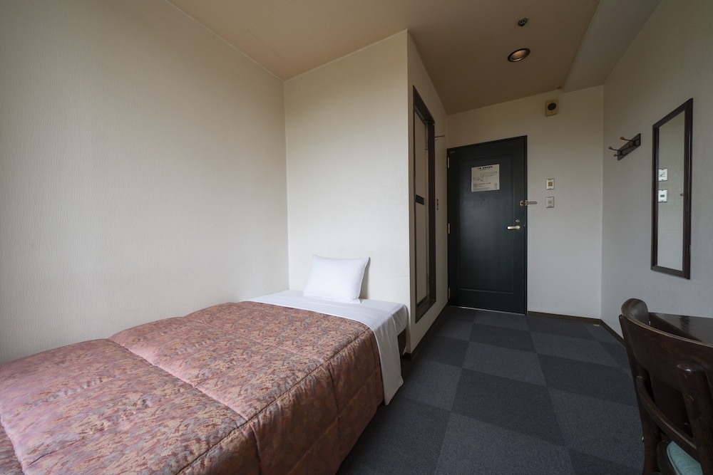 Royal Hotel Uohachi 14/53