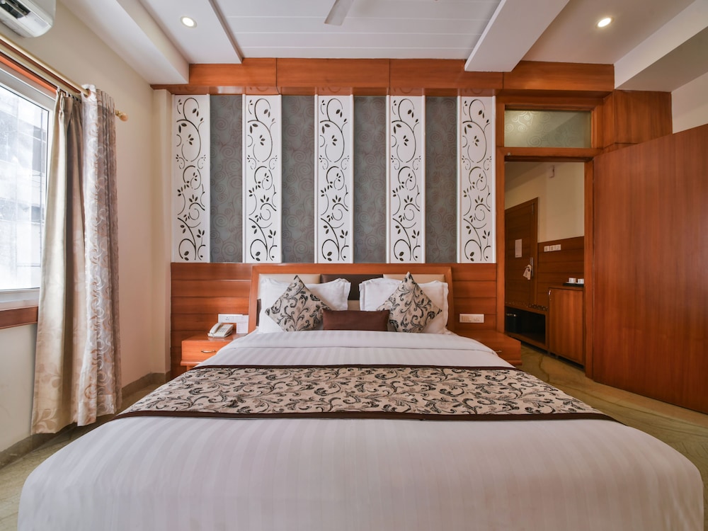 Hotel Yois 11/40