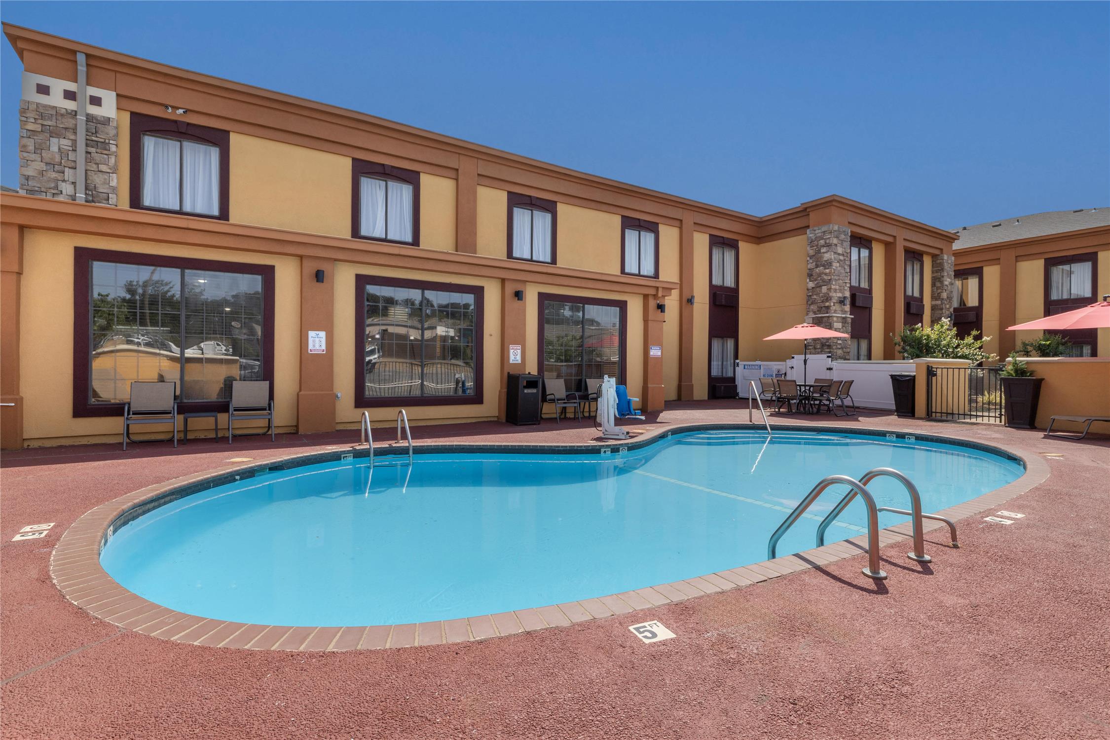 Best Western Aspen Hotel 18/19