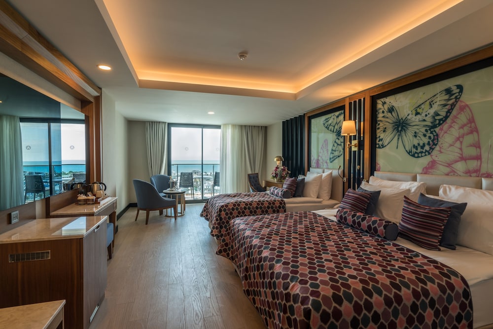 Adalya Elite Lara Hotel 25/72