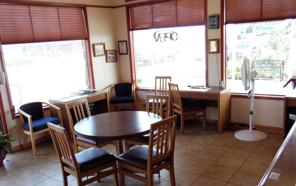 Knights Inn Boardman 27/29