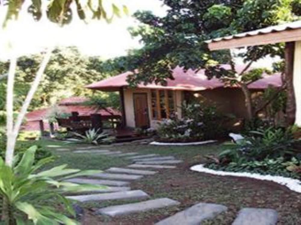 Baan Phuthadol 40/41