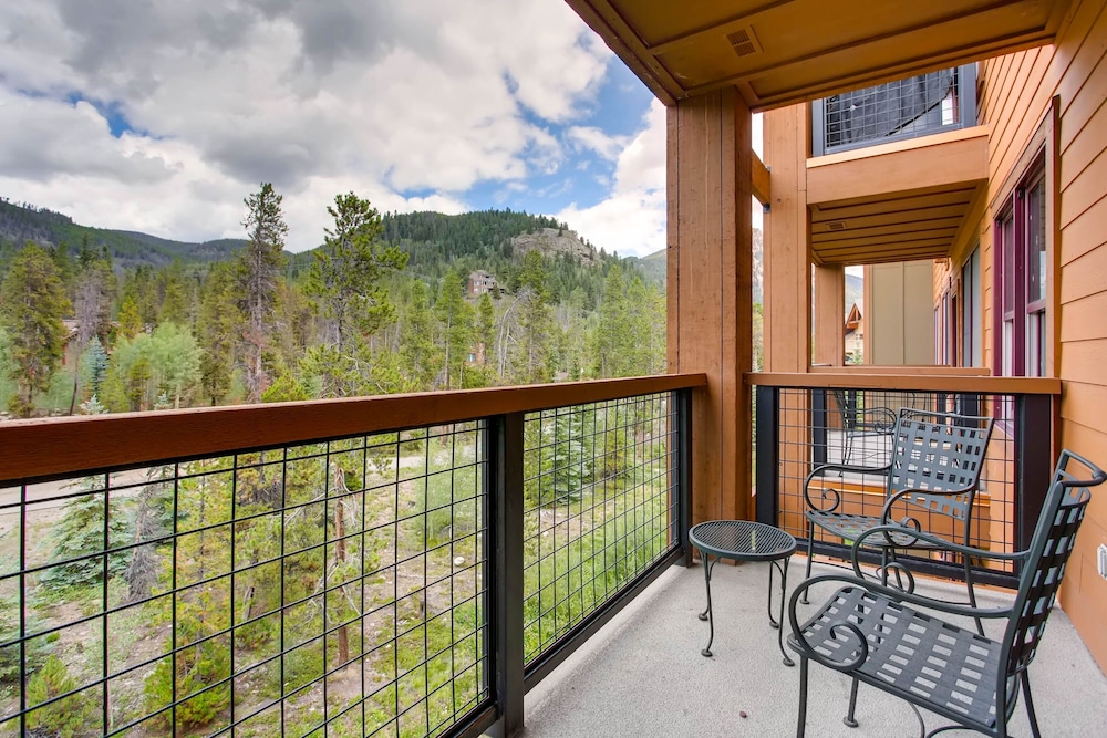 Springs 2 Bed 3 Bath Murphy 28/50