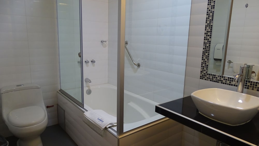 Suites Larco 656 43/50