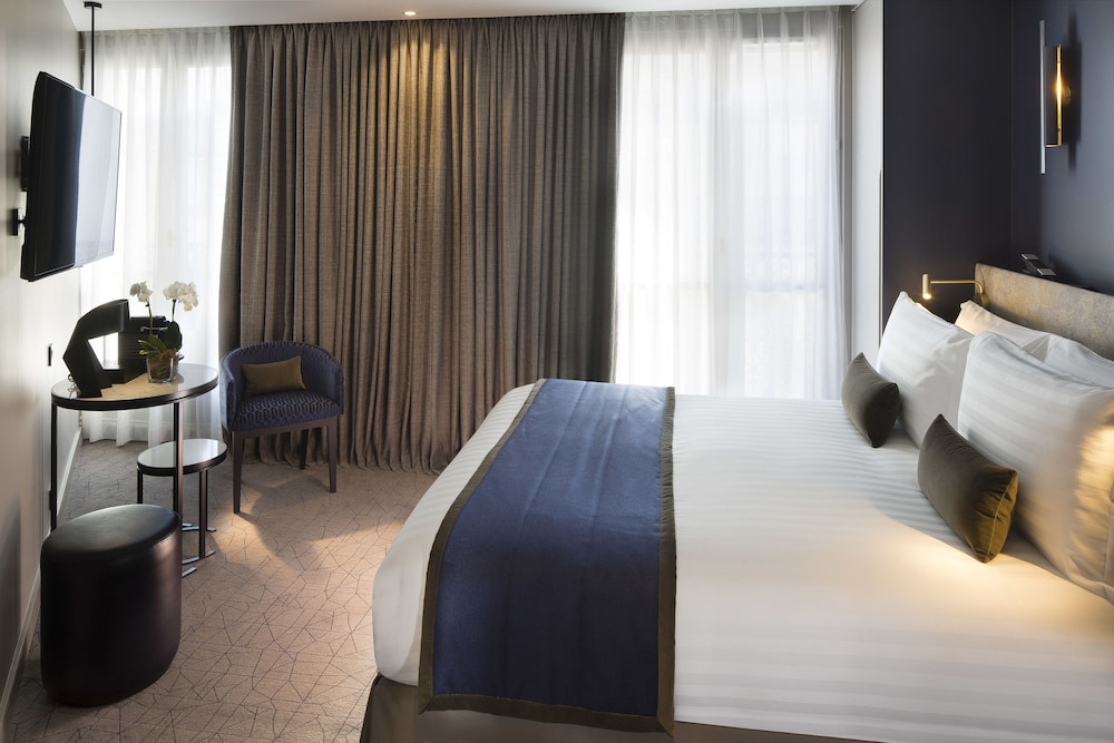 Le 10 Bis Hotel 19/65
