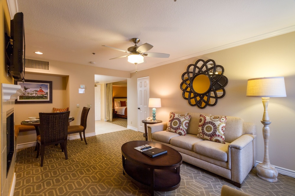 Coronado Beach Resort 45/77