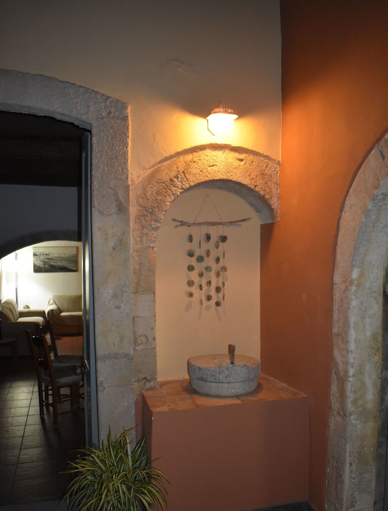 Hotel Vecchio 8/31