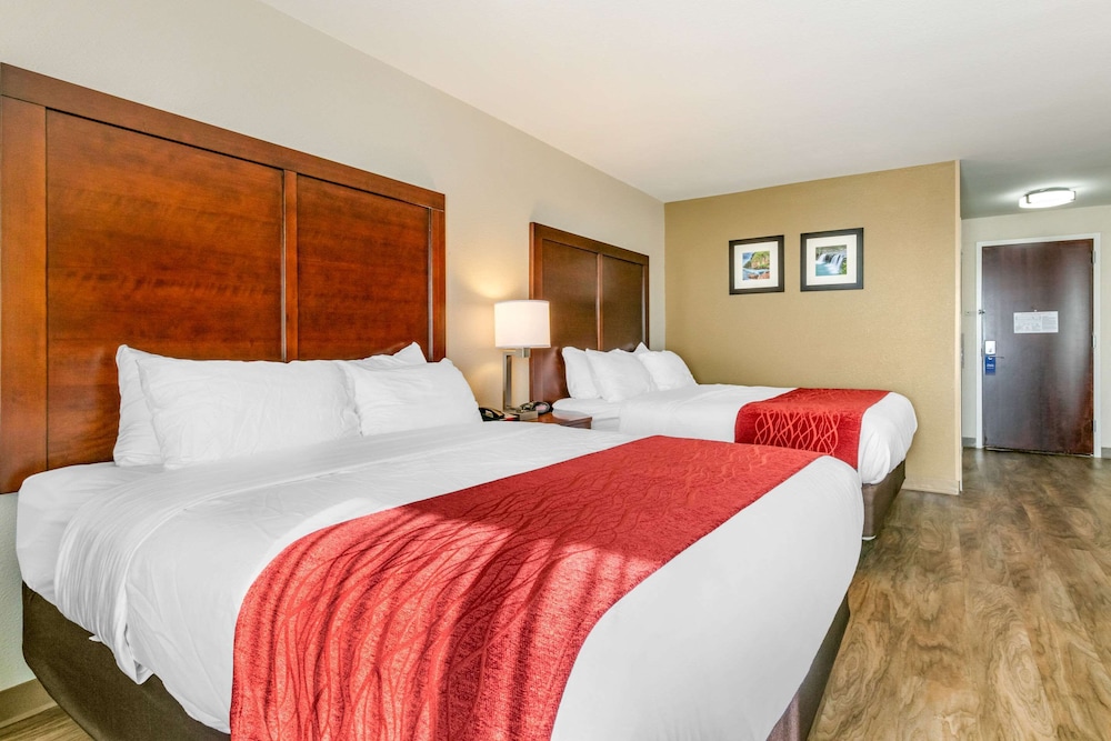 Comfort Inn and Suites Van Buren Fort Smith 9/40
