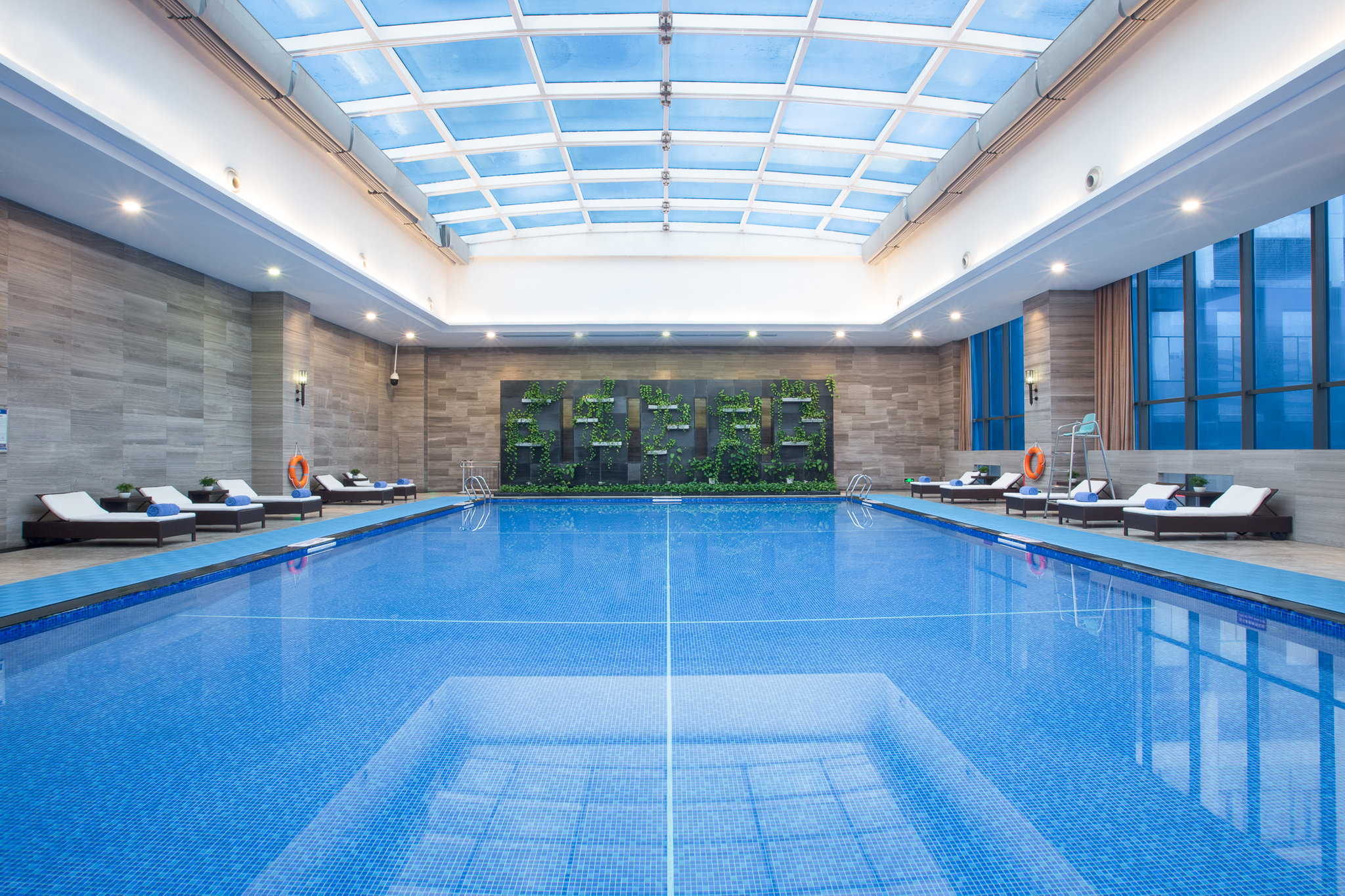 Crowne Plaza Shenzhen Longgang City Centre 13/50