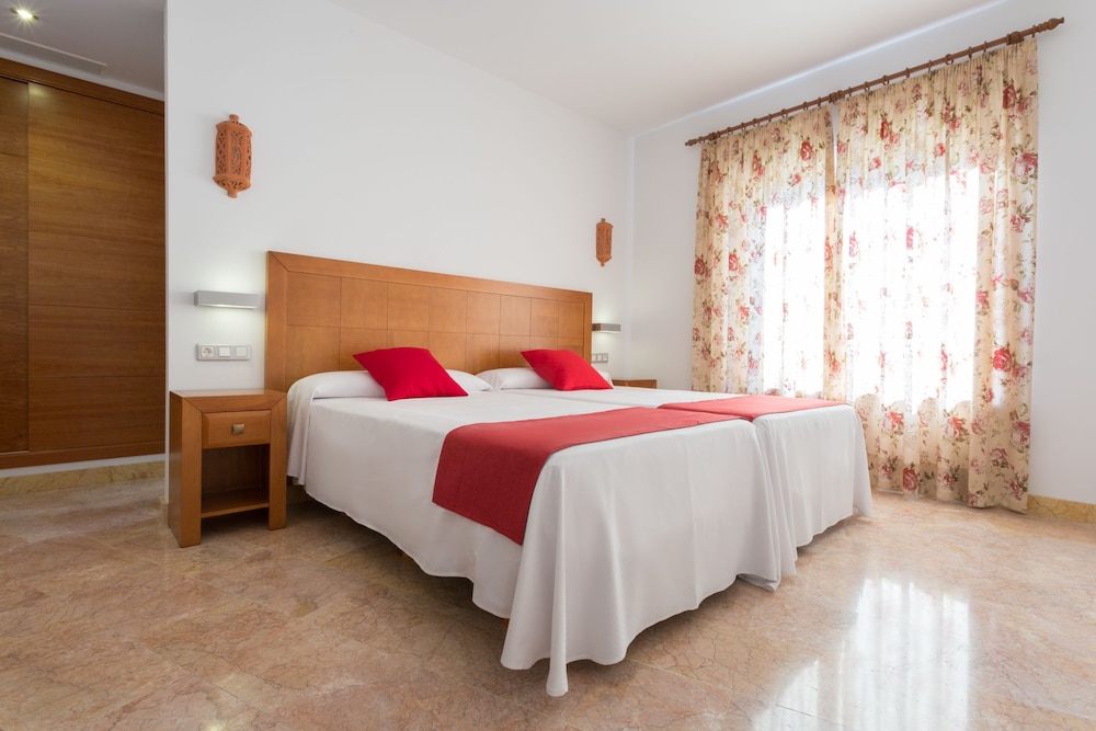Hotel Riad Arruzafa 33/67