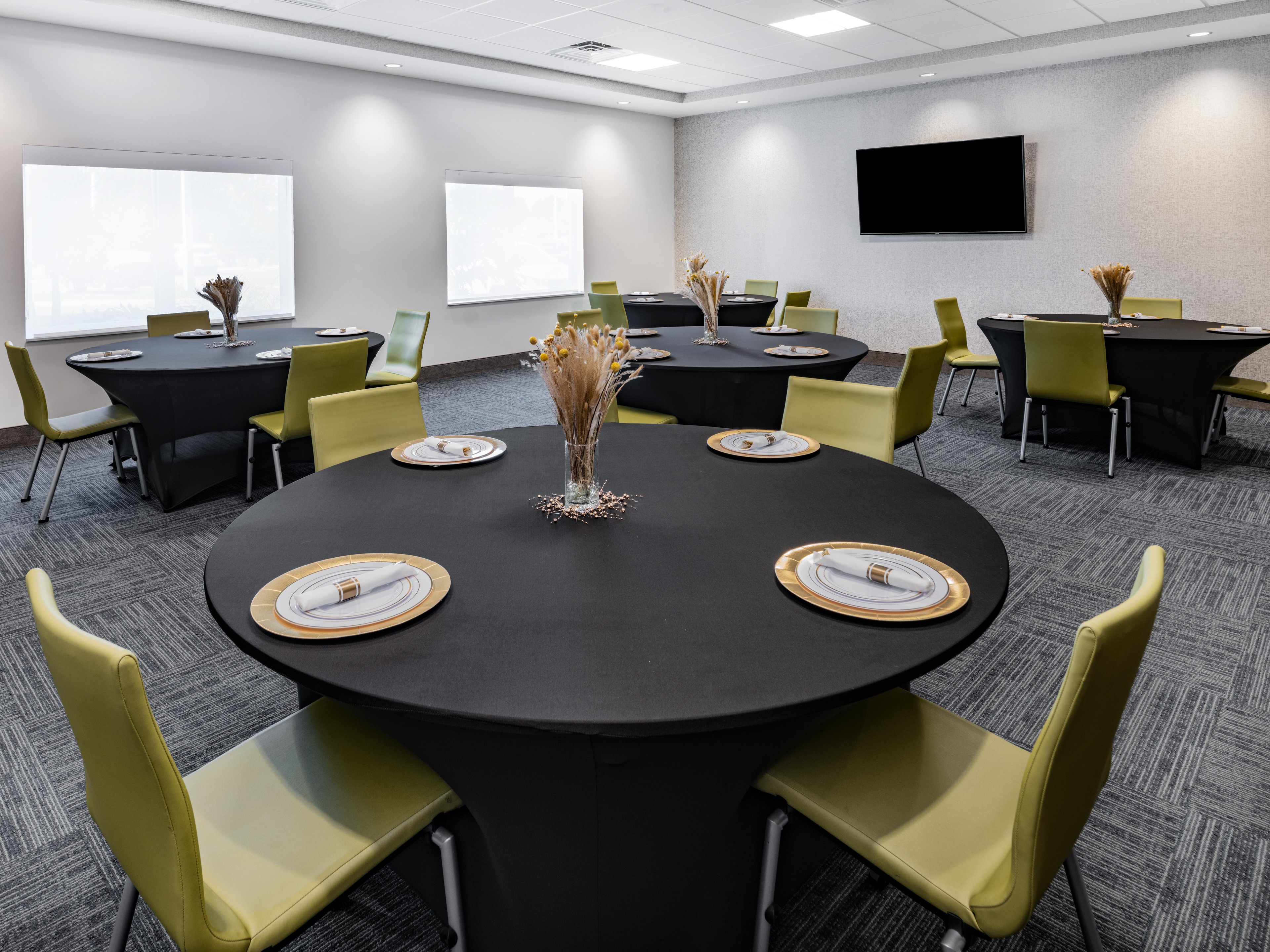 Holiday Inn Express & Suites Ruskin - Sun City 47/59