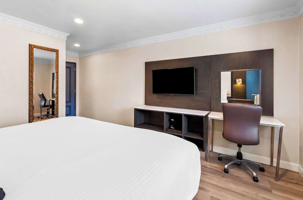 Signature Inn San Francisco Marina District 15/37