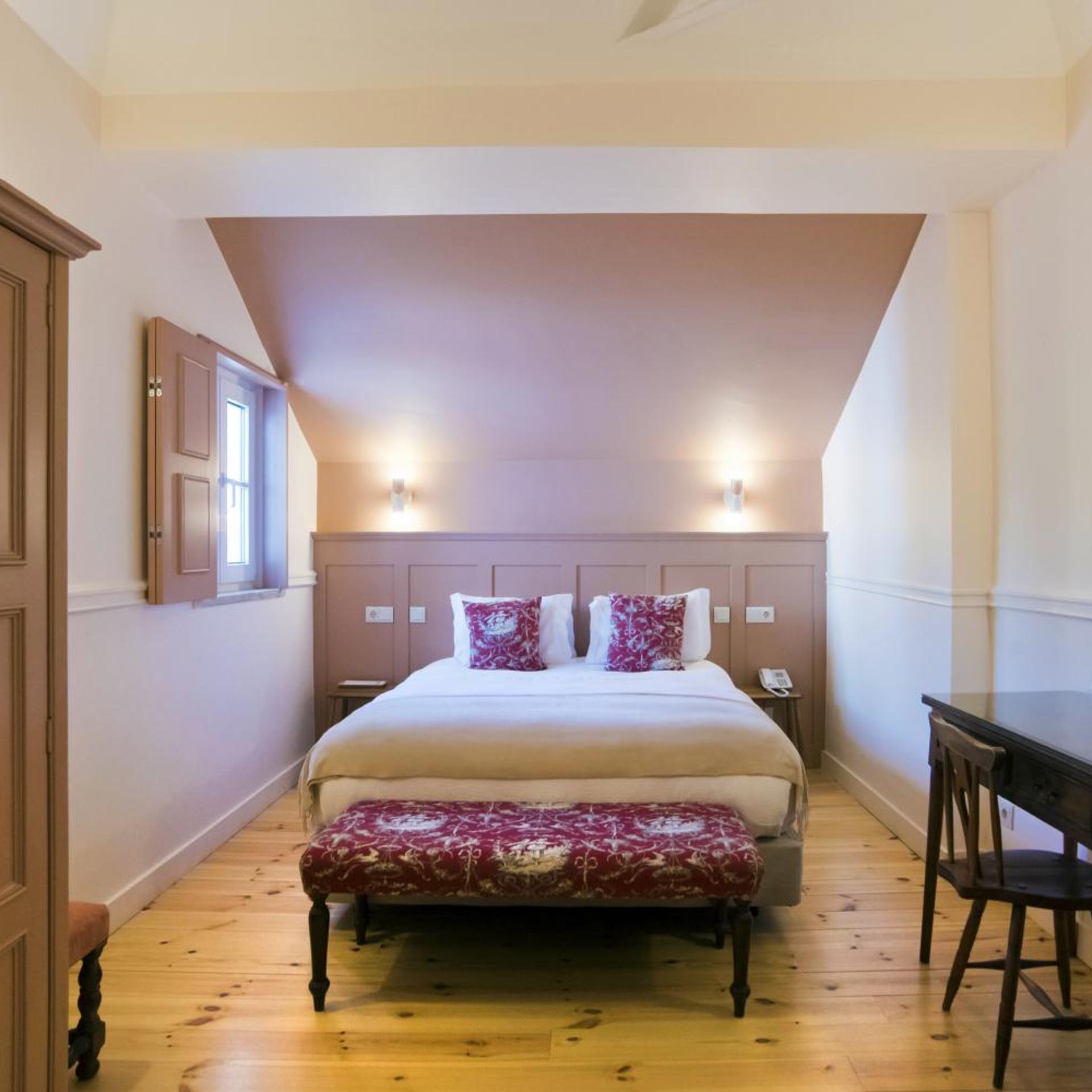 Classic, Double Bed