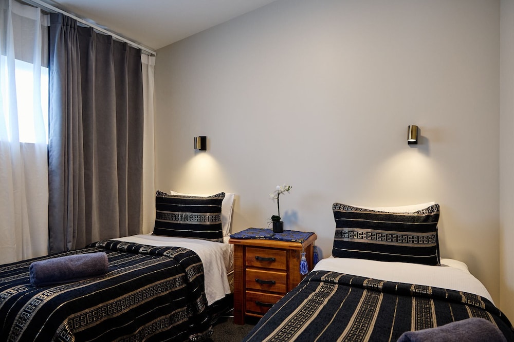 Willowbank Motel 14/51