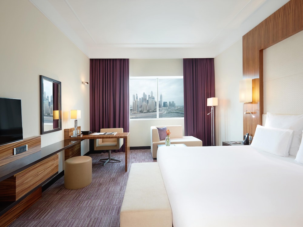 SUPERIOR, KING BED