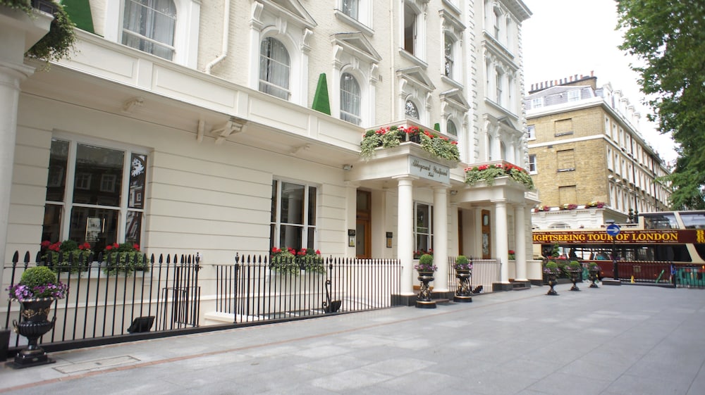 Westpoint Hotel 42/50