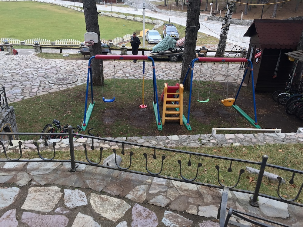 NATYRAL RAZMA RESORT 32/50