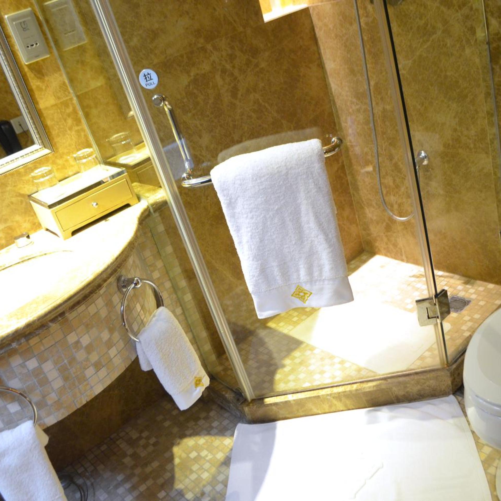 Jinling Huifu Hotel 64/70
