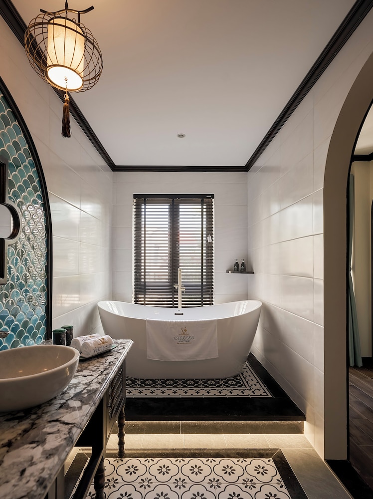 Vanessa Boutique Hotel An Bang 41/42