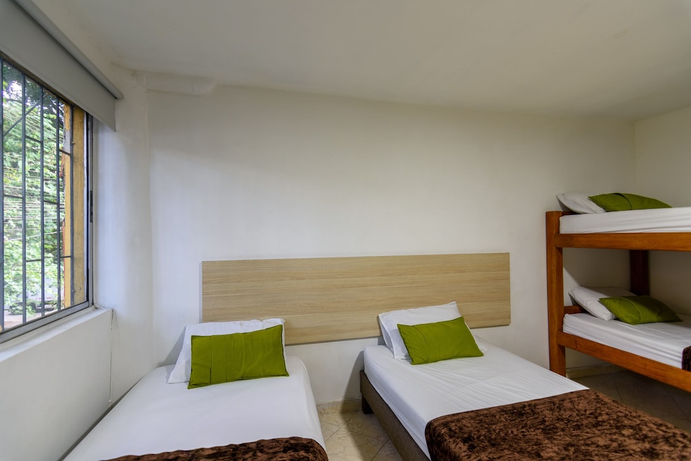 Hotel Med Colombia 20/35