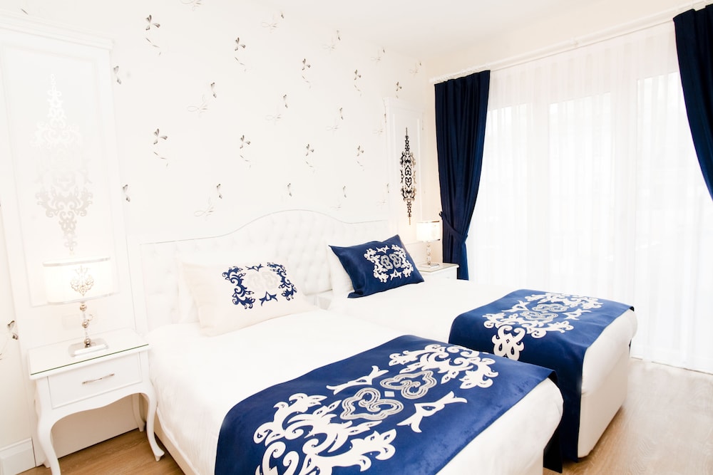 Sarnic Premier Hotel 24/61