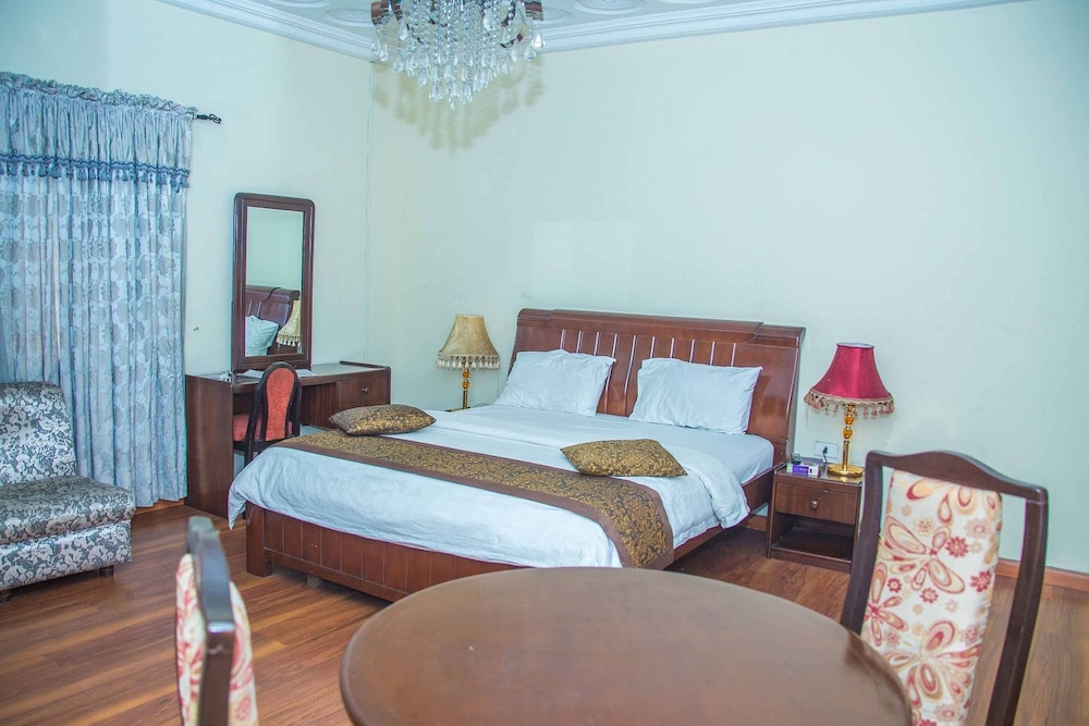 Muriela Hotels 14/45