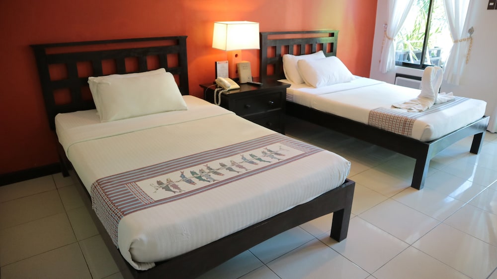Puerto Del Sol Beach Resort 17/48