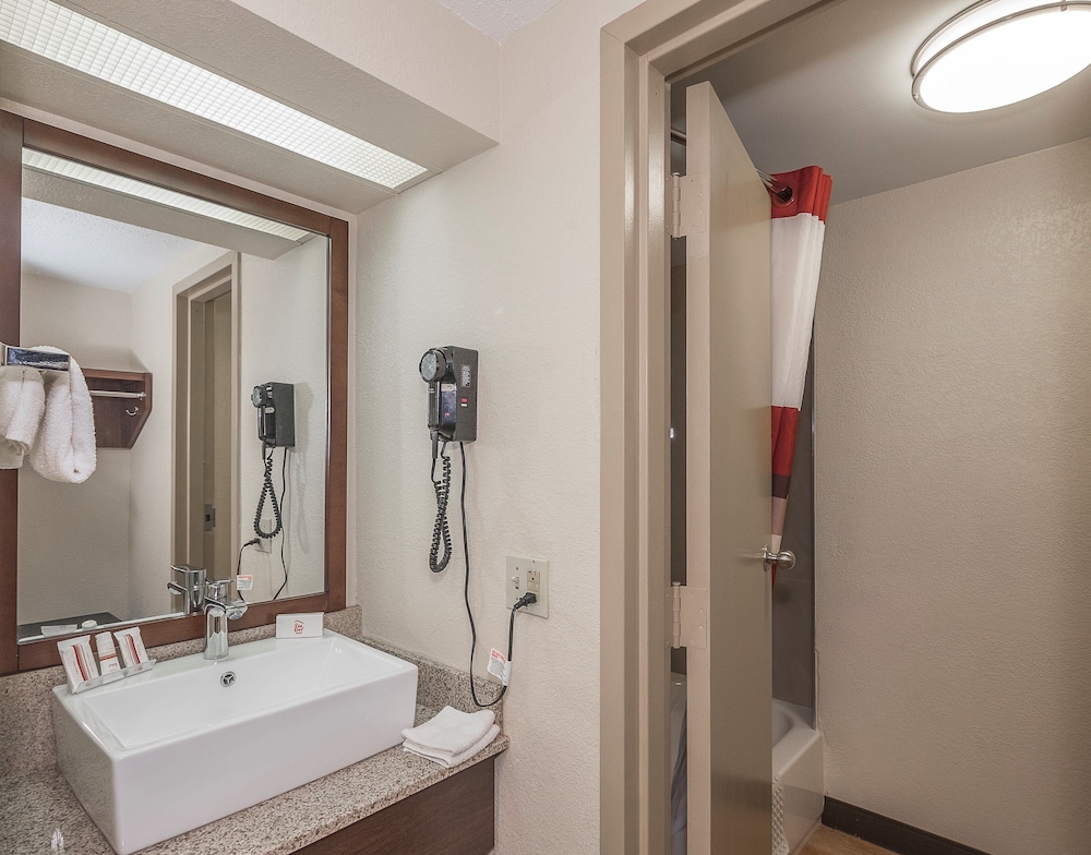 Red Roof Inn Lancaster 9/32