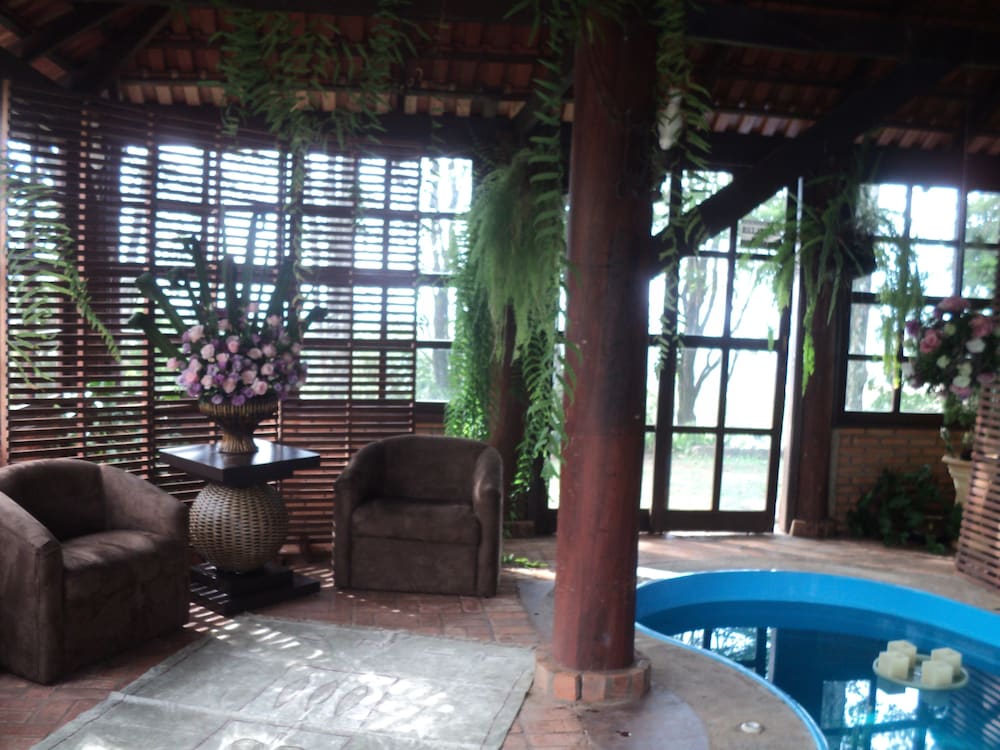 swimming pool spa